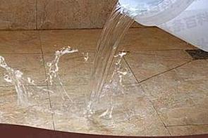 滨海漏水维修 免砸砖防水材料该如何施工